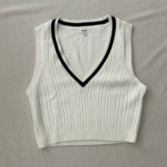 Garage Cable knit V neck Sweater Vest in White - Picture 2 of 8